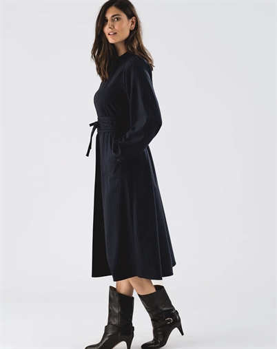 Lollys Laundry - Paris LL Midi Kjole - Dark Navy